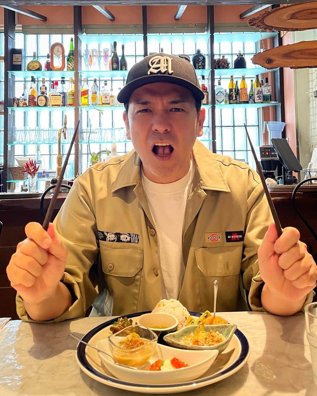 Juniorのインスタグラム：「OLみたいな昼飯🕷️  #OL飯」