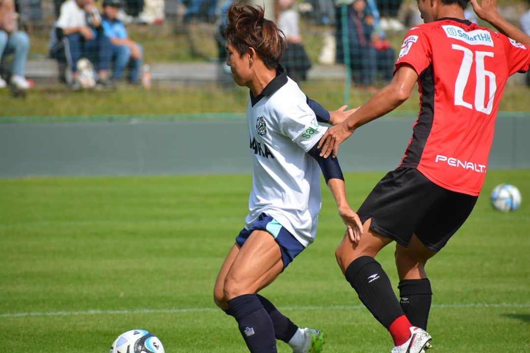 ジュビロ磐田のインスタグラム：「. ⚽練習試合 vs. FC刈谷⚽ 45分×2本  ジュビロ磐田 4-1 FC刈谷  【得点者】 金子 翔太 藤川 虎太朗 練習生 ファビアン ゴンザレス  #ジュビロ磐田 #jubilo」