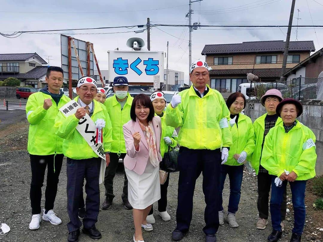 森まさこのインスタグラム：「相馬市議会議員選挙、告示日！(その③) 星北斗参議院議員と私の2人を代表して私が本日回りました。皆さん、頑張てください！」