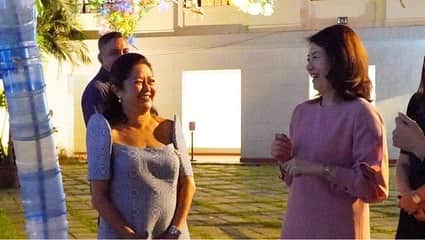 首相官邸さんのインスタグラム写真 - (首相官邸Instagram)「岸田総理夫人はフィリピン、マレーシアを訪問し、配偶者の皆様と再会を喜びつつ、親善を深めました。 12月の日ASEAN特別首脳会議の機会でのお二人の訪日においても、パートナープログラムなどを通じて、お互いの理解を深めていきます。」11月5日 15時51分 - kantei