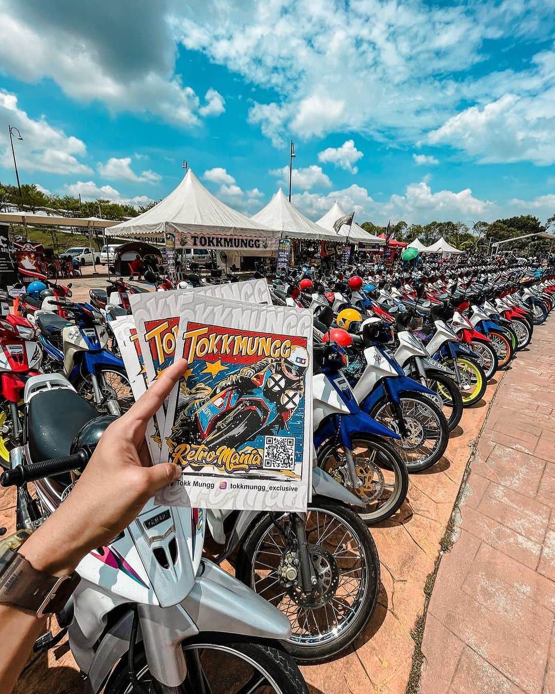 Koleksi Komik Malaysiaのインスタグラム：「Jommmm, Tokk tunggu korang sampai di Booth LF-03 Kapcai😊🤙 #Retromania #yesyestwo」