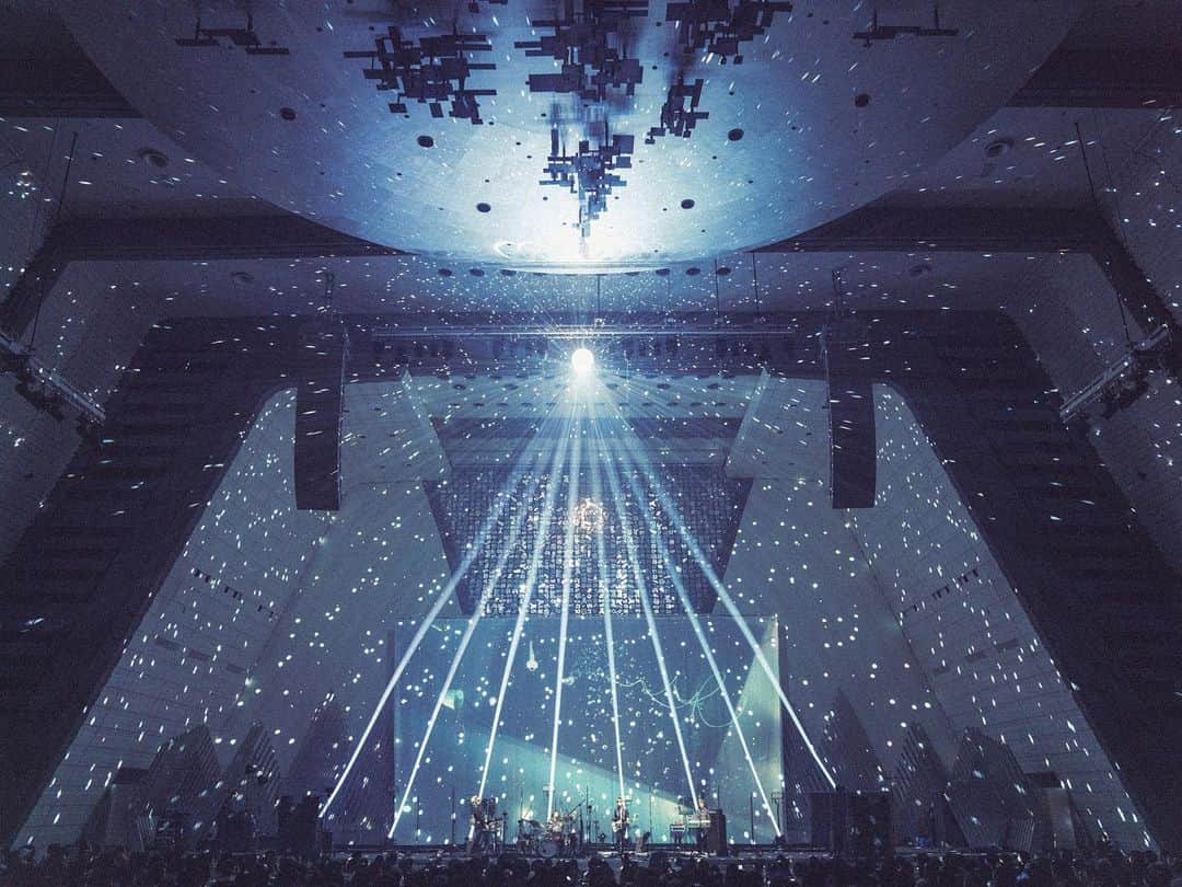 小山田圭吾のインスタグラム：「⚡️🙏⚡️Thank you for Coming! Dream in Dream Tour 2023😶‍🌫️ @ambientkyoto photo by @hamadahideaki & inoue Yoshikazu #ambientkyoto」