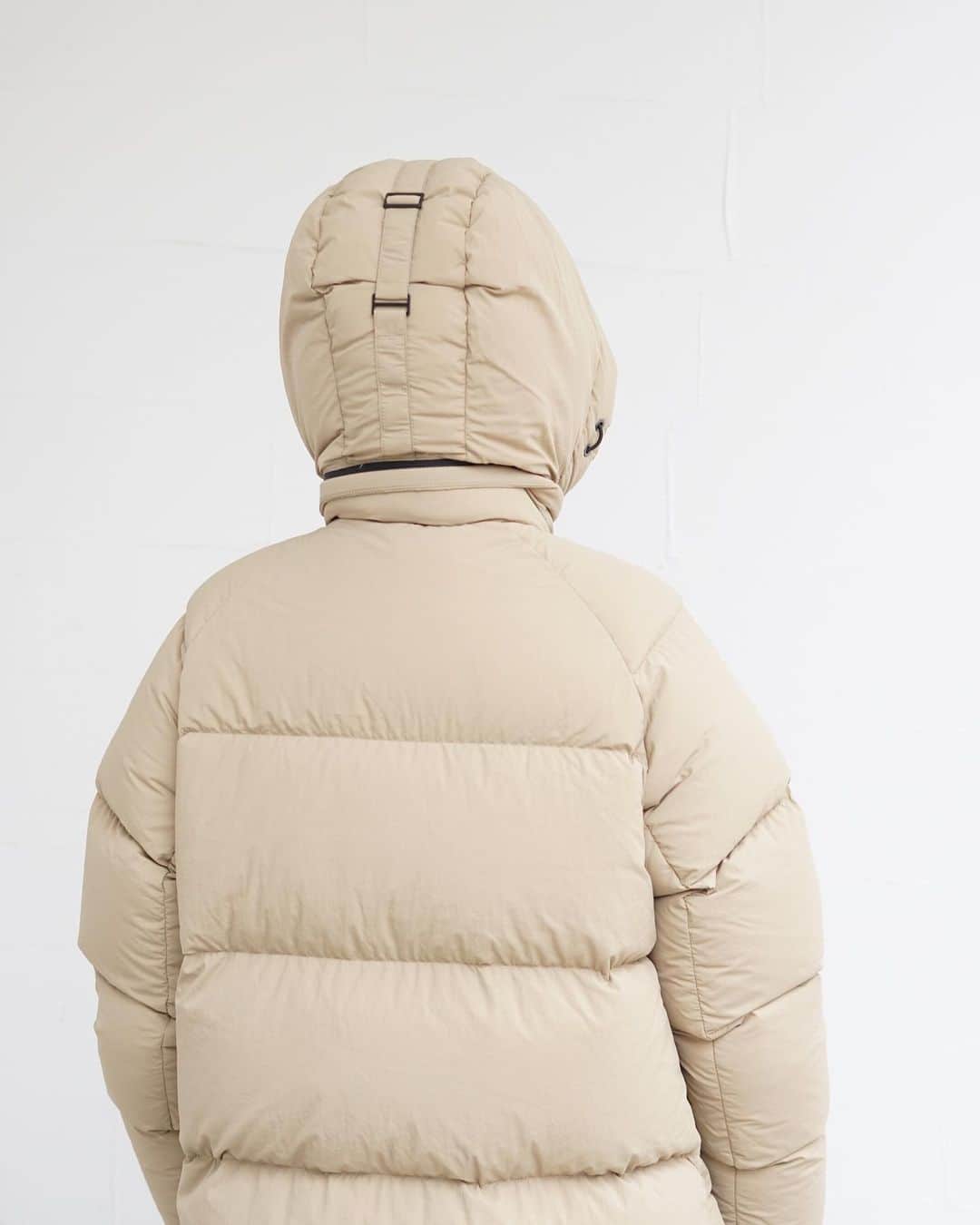 【ANN DE ARKのインスタグラム：「⁡CANADAGOOSE   Bryden Puffer Black Label ￥184,800（税込）  詳しくはオフィシャルサイト【ARKnets】にて。 ■商品や通信販売に関しまして ご不明な点がございましたらお気軽にお問い合わせください。 ———————————— オフィシャルサイトの在庫と店頭在庫は共有しております。 商品に関しましては、お気軽にコメントや店舗までお問い合わせください。 ⬇︎⬇︎⬇︎ @ann_de_ark  @arknets_official ⁡ #fashion #栃木 #宇都宮 #ショップ #セレクトショップ　#arknets #anndeark #graphpaper  -———————————」
