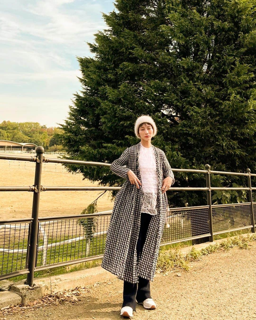 浦川望美さんのインスタグラム写真 - (浦川望美Instagram)「丸い日々も残りわずか…🤰 奇跡的に着れたCECILEのお洋服に助けられている。 6年前同様にmarquesの美脚リブパンツも様々」11月5日 22時05分 - noz_omi