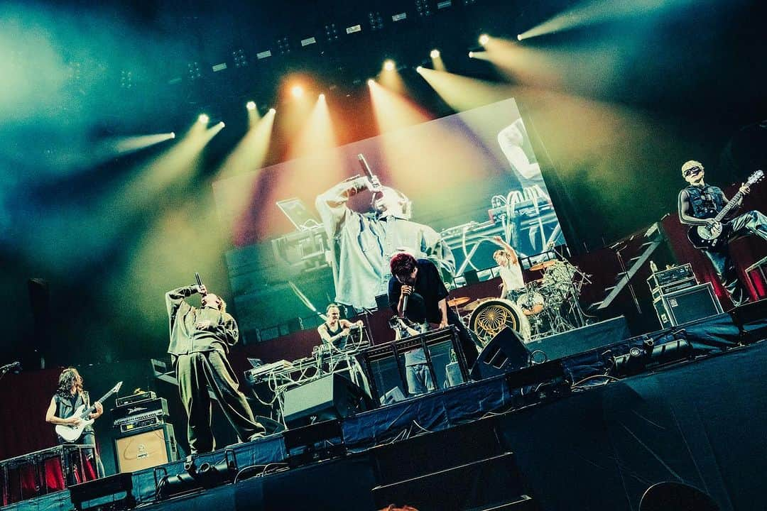 Kazuki Takemuraさんのインスタグラム写真 - (Kazuki TakemuraInstagram)「Thanks NEX_FEST🇯🇵 It was lit as hell🔥 Big up to @bringmethehorizon  📷 @shot.row  #bmth #babymetal #hyde #crossfaith #coldrain #nex_fest」11月5日 16時51分 - kazucrossfaith