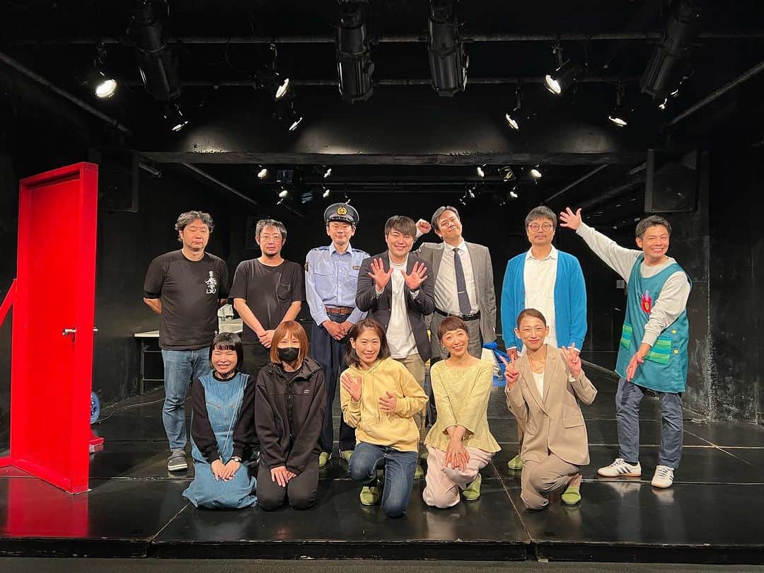 田井弘子のインスタグラム：「#ハシルオトナタチ  無事全公演終演致しました‼️ ハシリぬきました🏃‍♀️ お越し頂きました皆様、応援して下さいました皆様ありがとうございました😊 クリスPお疲れ様㊗️」