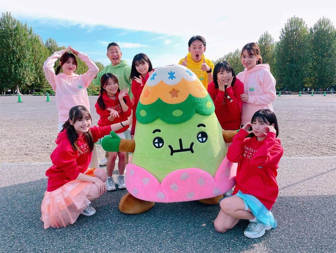 保田圭のインスタグラム：「イベントに会いに来てくださった皆様 ありがとうございました❤️  皆さんに会えて嬉しかった〜🥰  新宿御苑の自然に囲まれてのイベント 気持ちよかったですね〜🍀  環境に優しいことを 私もたくさん学ばせてもらったので 日頃から意識して やっていこうと思います☺️  #gtfグリーンチャレンジデー2023in新宿御苑  #satoyamasatoumimovement」