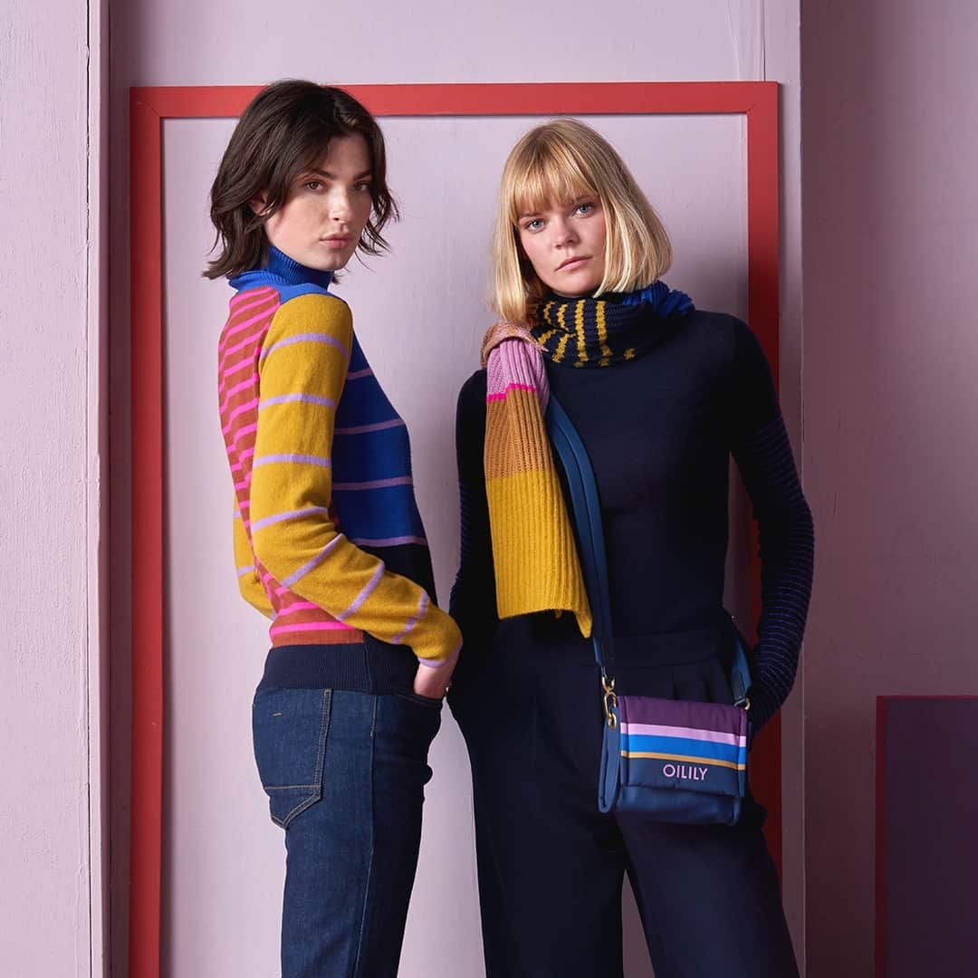 オイリリーさんのインスタグラム写真 - (オイリリーInstagram)「Colour blocking your way thought fall season, that's how we like to do it! ✨ ⁠ ⁠ #oilily #oililywomen #scarves #knitwear #newcollection #oililyworld」11月5日 16時55分 - oililyworld