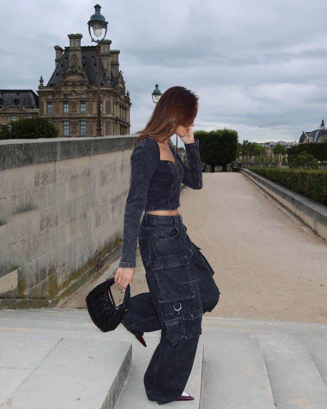 ミスシックスティさんのインスタグラム写真 - (ミスシックスティInstagram)「Bonjour, Paris! 🗼 Our fashion-forward influencer @highishe turning heads in the latest Miss Sixty collection. Ooh la la! 💃   #MissSixty #FW23」11月5日 17時00分 - misssixty