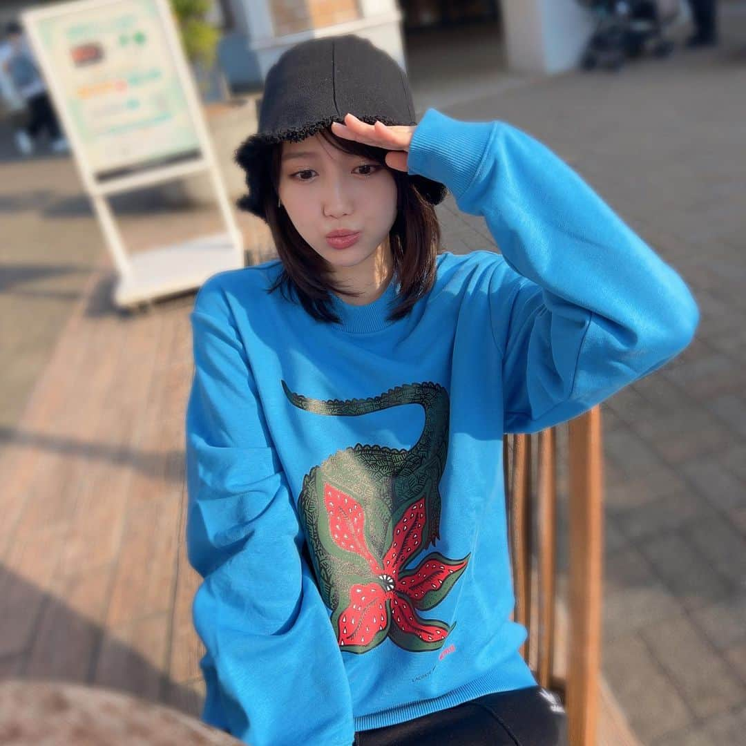 加藤里保菜のインスタグラム：「ストレンジャー・シングス✖️ラコステ  デモゴルゴンスウェット🐊 可愛い愛おしい🐊  #ストレンジャーシングス #strangerthings #デモゴルゴン」