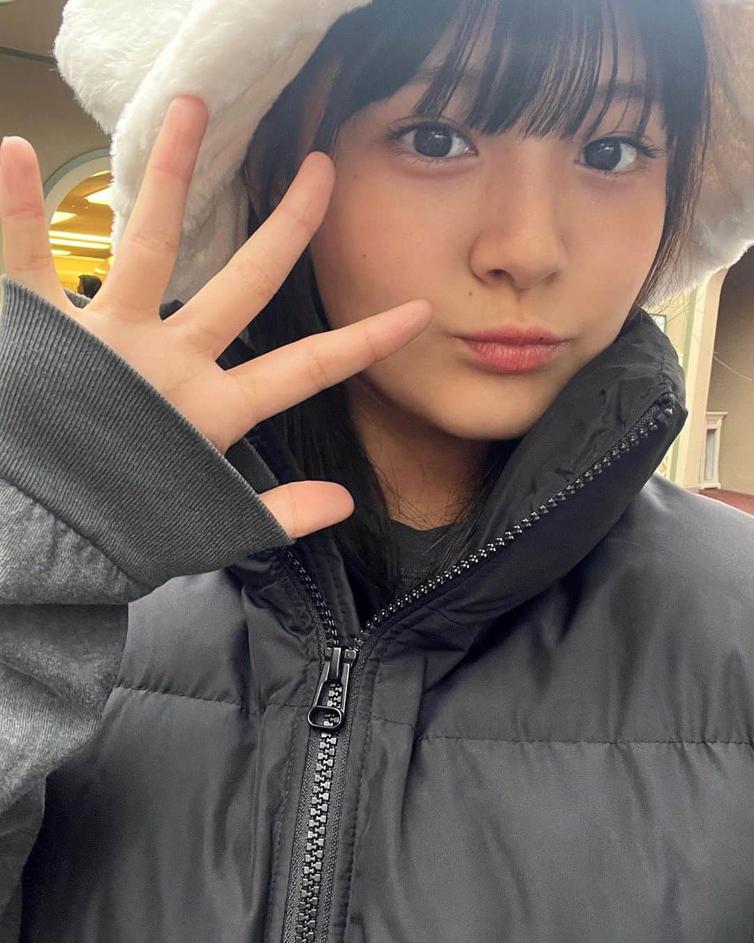 伊與田綾音のインスタグラム：「どこに行っても基本食べてます👶🏻🧁」