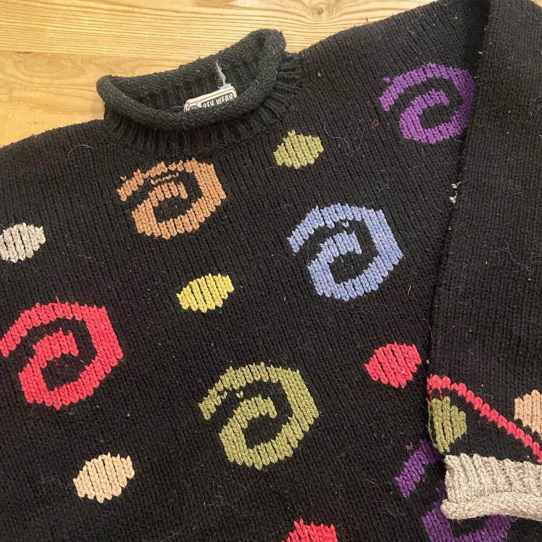 dracaenaさんのインスタグラム写真 - (dracaenaInstagram)「New  "Ecuador hand knit sweater"  INSTAGRAM @dracaena_kichijoji  #Dracaena_Kichijoji #DracaenaKichijoji #DracaenaNorth  #dracaena  #VintageShop  #Vintage  #Kichijoji  #吉祥寺 #古着屋 #ドラセナ吉祥寺 #ドラセナ  #井の頭公園 #七井橋通り  #ヴィンテージショップ #ヴィンテージ #古着 #🇺🇸 #🇨🇦 #🇯🇵  #unitedstates  #canada  #buyingtrip」11月5日 17時59分 - dracaena_kichijoji