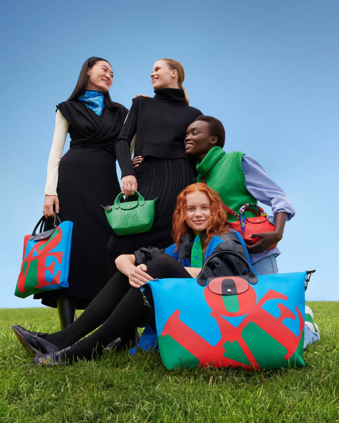 Longchampのインスタグラム：「Advocate for love.   Collection : #LongchampXRobertIndiana   Photographer : Tom Johnson Studio Hair : Yann Turchi Make-up artist: Aurore Gibrien  © Morgan Art Foundation. Licensed by Artestar, New York. #LongchampxRobertIndiana #SpreadTheLove #robertindianalove #longchamp #artistic #tribute #colorful #unexpected #americanartist #love #popart #artlover #newyork #contemporaryart」