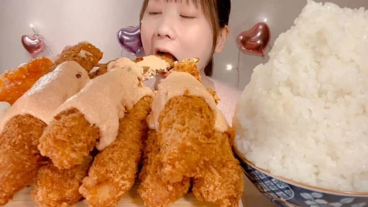 MIYUのインスタグラム：「明太マヨがけ海老フライ🍤Fried Shrimp🍤 #asmr #asmreating #eating #mukbang」