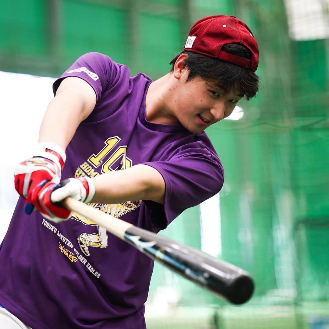 東北楽天ゴールデンイーグルスさんのインスタグラム写真 - (東北楽天ゴールデンイーグルスInstagram)「⚾️  秋季キャンプは今日から第2クール✌🏼 森林どり泉は今日も賑やかでした‼️😆  #RakutenEagles #秋季キャンプ #弓削隼人 #瀧中瞭太  #宮森智志 #荘司康誠  #伊藤茉央 #清宮虎多朗  #渡辺翔太  #藤平尚真 #藤井聖 #内星龍  #西垣雅矢  #吉川雄大 #竹下瑛広」11月5日 18時25分 - rakuten_eagles