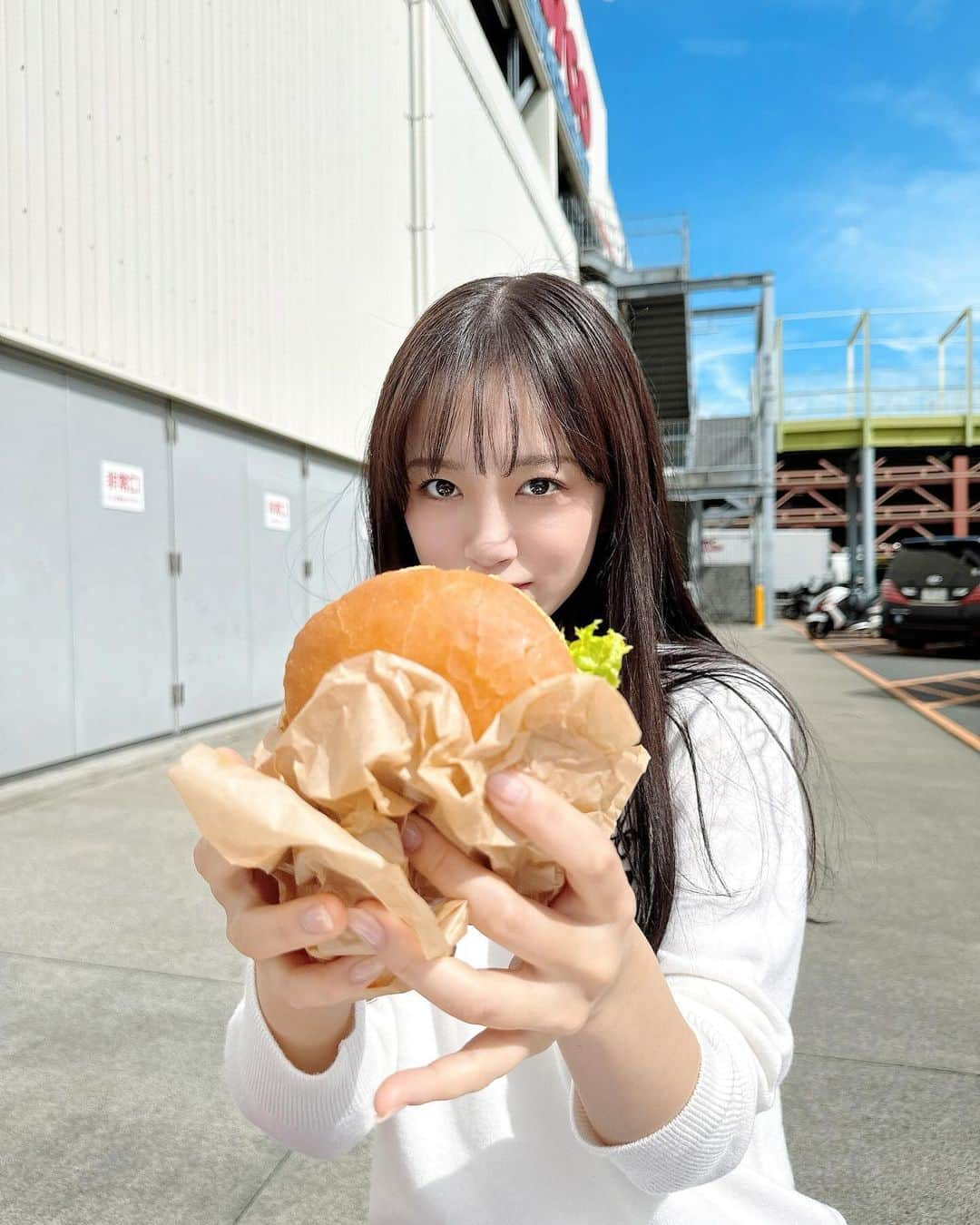 飯野雅のインスタグラム：「ハンバーガー🍔」