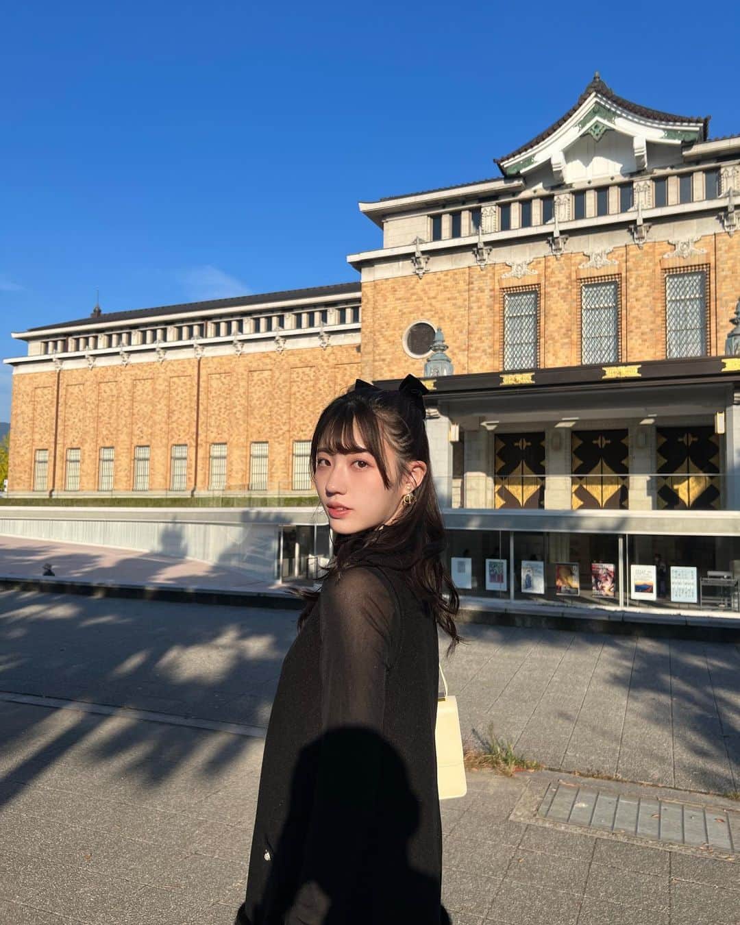 仲本愛美さんのインスタグラム写真 - (仲本愛美Instagram)「毎日雰囲気変わる系女子です」11月5日 18時51分 - manamana_kimono