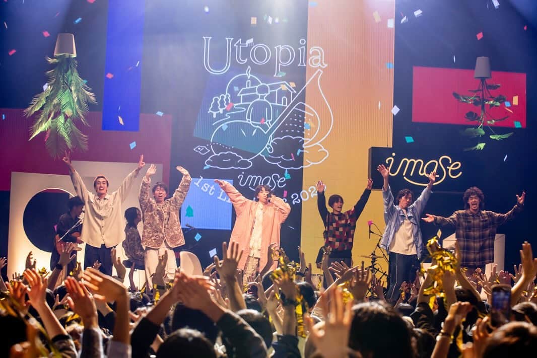 imaseのインスタグラム：「Hoodie famさんのパフォーマンスだったり、アコースティックセッションだったりと、盛りだくさんのツアーでした！！ 来年のツアーはもっともっと楽しんでもらえるような工夫をしたいと思います！！ お楽しみに！！✌️ 新曲も100曲ぐらい作っときます！  photo by @vizkage」