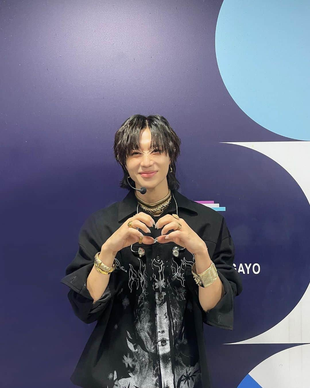 SHINeeのインスタグラム：「#인기가요 ❤️‍🩹  ‘Guilty’ ➫ http://naver.me/xecnlhEn 'The Rizzness' ➫ http://naver.me/5mBhaVFN  #TAEMIN #태민 #SHINee #샤이니 #Guilty #TAEMIN_Guilty」