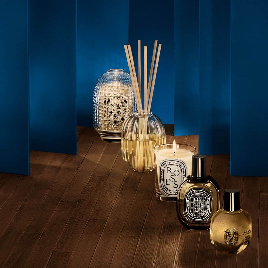 ディプティックのインスタグラム：「Over here… …or perhaps over there, you'll find treasures big and small at Diptyque. From fragrances and skincare products to diffusers, candles and decorative items, there's something to delight all those you love – and love to spoil. #Diptyque #HolidayCollection #HolidaySeason」