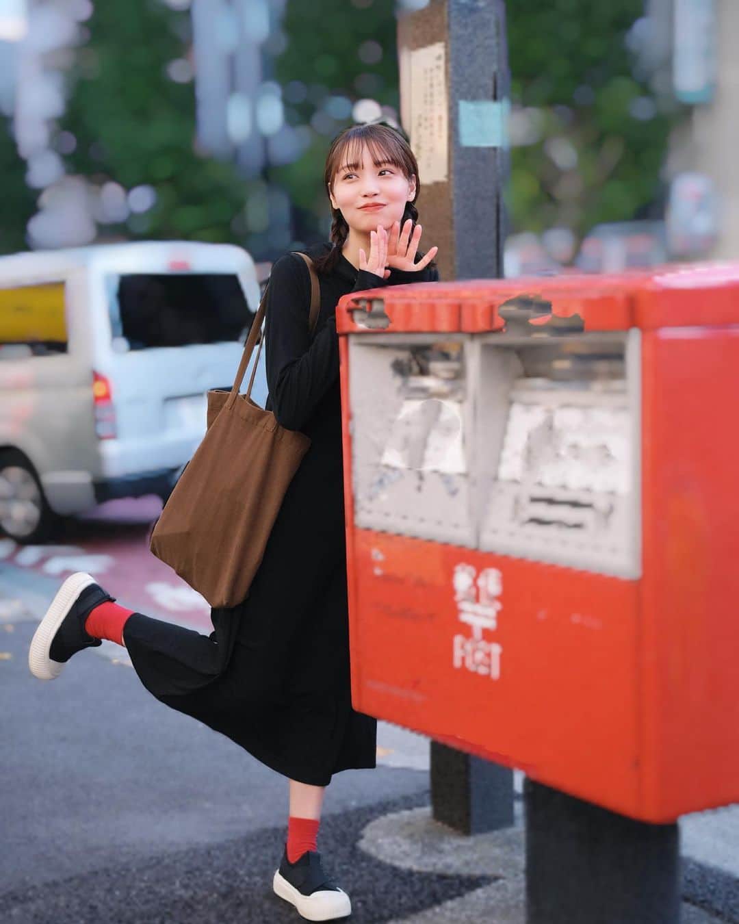 久保乃々花さんのインスタグラム写真 - (久保乃々花Instagram)「🍜🍥🥟！  この前、稽古オフだったのでお昼に中華を食べました！ あー幸せ。  そして、舞台本番まで後2週間ちょっととなりました☺︎  舞台「ハロー、妖怪探偵社」、初めての舞台ヒロインを務めさせていただきますので皆様ぜひお越しくださいー！  ☑️11/22〜11/28 ☑️下北沢小劇場B1 ☑️チケットはXに投稿してるリンクもしくは チケットぴあ、ローチケなど各プレイガイドにて販売中です〜！  #中華  #中華料理 #彼女感 #fyp #舞台 #三つ編み #shein」11月5日 19時10分 - kubononoka__gram