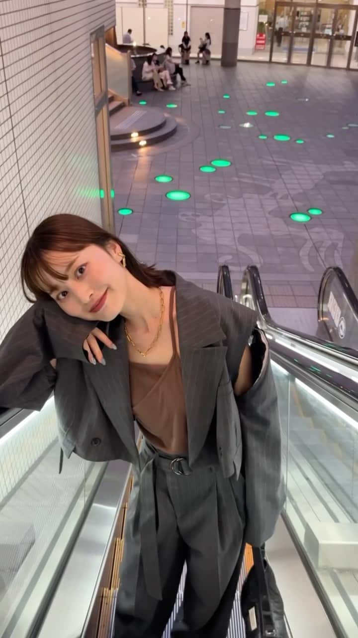 吉田南歩のインスタグラム：「TikTokでバズったやーつ！🫶🏻 ちょっと前やけどzara×maison specialのコラボアイテム全部可愛すぎるーっ💞💞  #zara #maisonspecial #ZARA購入品」