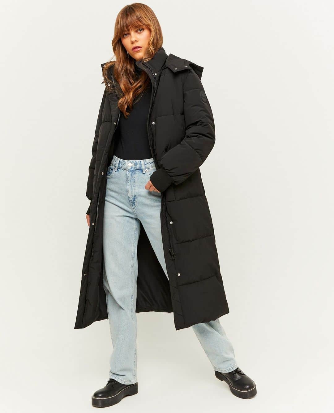 TALLY WEiJLさんのインスタグラム写真 - (TALLY WEiJLInstagram)「Take a swipe through your next fav jackets you’ll want to live in for the rest of the szn ✨🍂」11月5日 19時45分 - tally_weijl