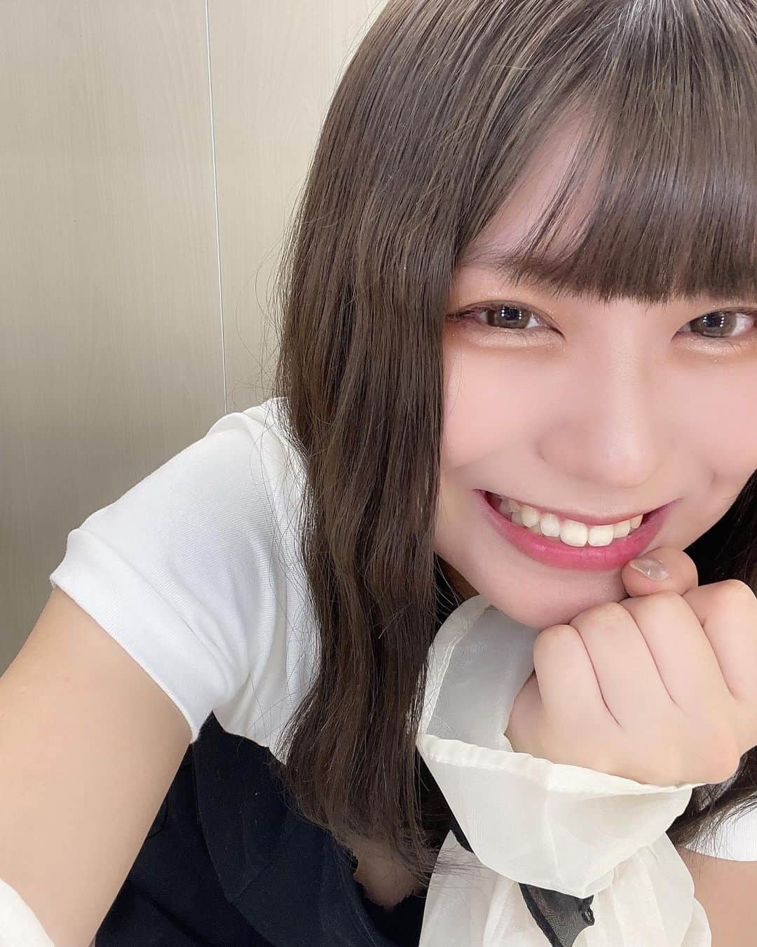 大葉めものインスタグラム：「🌈チェキ会詳細  日時：11/12 (日) 14時30分〜17時30分  場所：東京都千代田区外神田2-1-15 新晃ビル2F 　　　レンタルスペース  レギュレーション： 入場フリー サインありチェキ1枚1000円 （ソロorツーショ）  特典：チェキ券2枚以上ご購入で写メ1枚撮影可能（ソロorツーショ）  当日の動き： 当日受付で購入枚数を申告し、チェキ券を受け取りチェキ列に並んでください。 お支払いは現金前払いでお願い致します。」