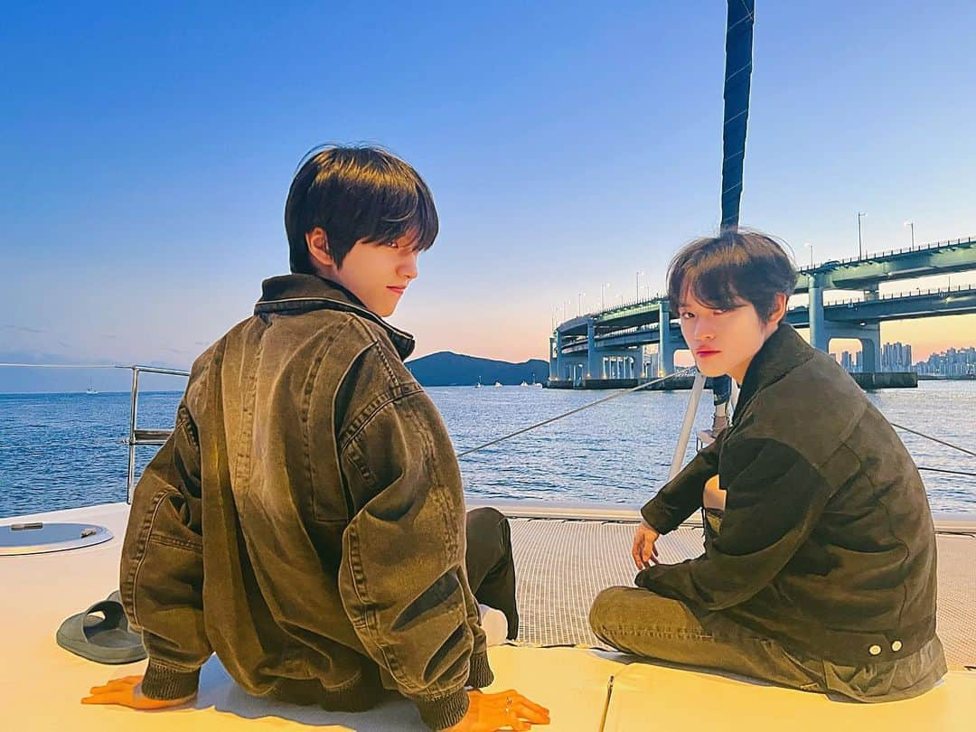 NCTのインスタグラム：「🛥️🐬🐹.·͙☽  #천지의이것저것​ #CHENLE​ #JISUNG​  #천지​ #이것저것​ #ThisAndThat​ #Season2​ #NCT​ #NCTDREAM #Busan」