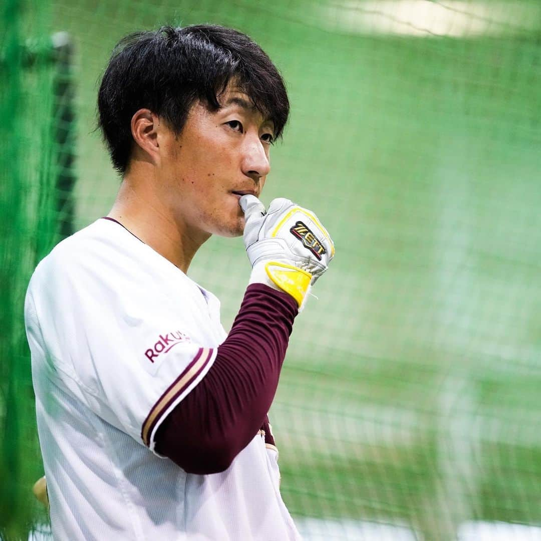 東北楽天ゴールデンイーグルスさんのインスタグラム写真 - (東北楽天ゴールデンイーグルスInstagram)「⚾️  野手は3グループに分かれてフル稼働🔥 第2クール初日も遅くまでバットを振りました👍🏼  #RakutenEagles #秋季キャンプ #太田光 #村林一輝  #大河原翔 #田中貴也 #山﨑剛 #江川侑斗 #小深田大翔  #吉野創士  #小郷裕哉  #武藤敦貴」11月5日 19時47分 - rakuten_eagles