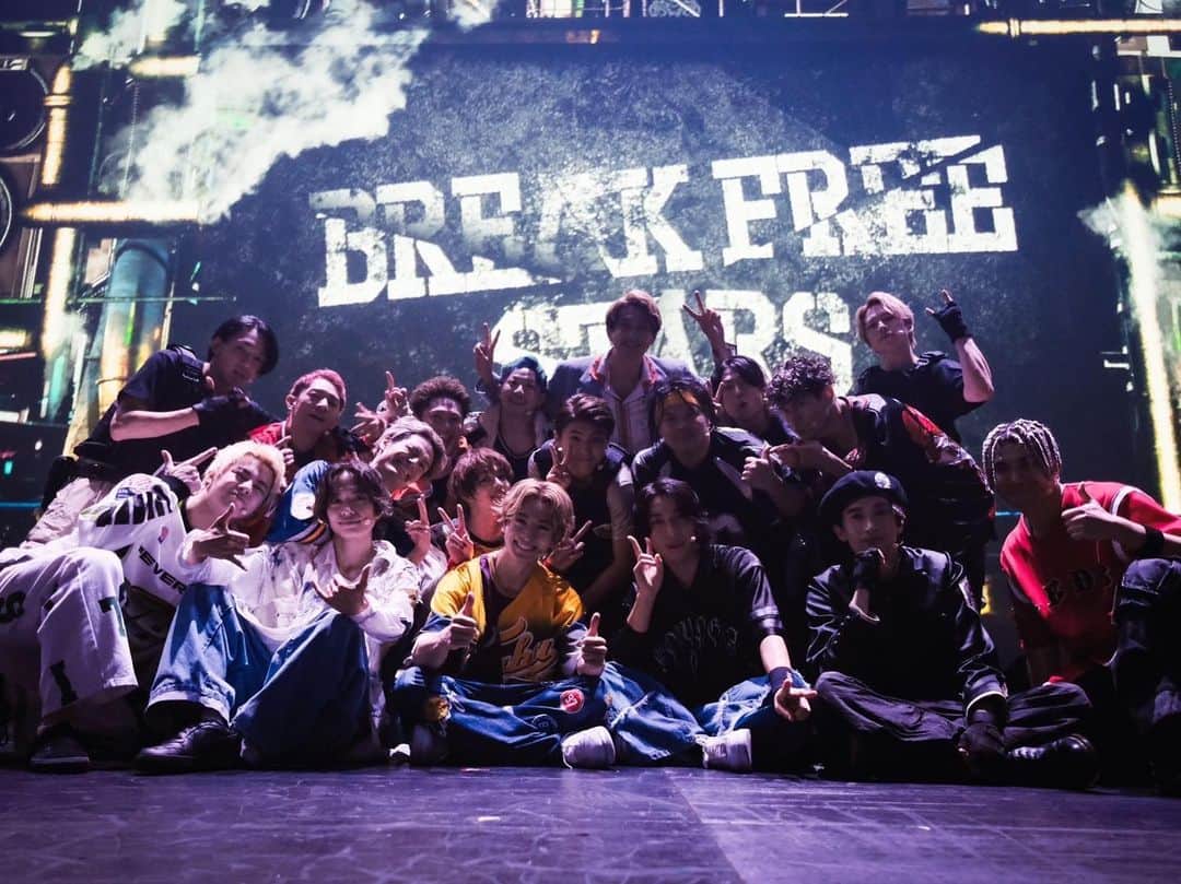 木村慧人さんのインスタグラム写真 - (木村慧人Instagram)「"BREAK FREE STARS" 全17公演全て終了しました🔥  本当に大好きな人達。  皆んなと一緒に 同じ舞台に出れて 本当に幸せでした🔥  確実に成長出来たと思います。  この経験を今後に活かして 更にビックになれるように 頑張ります🔥」11月5日 20時06分 - keitokimura_official