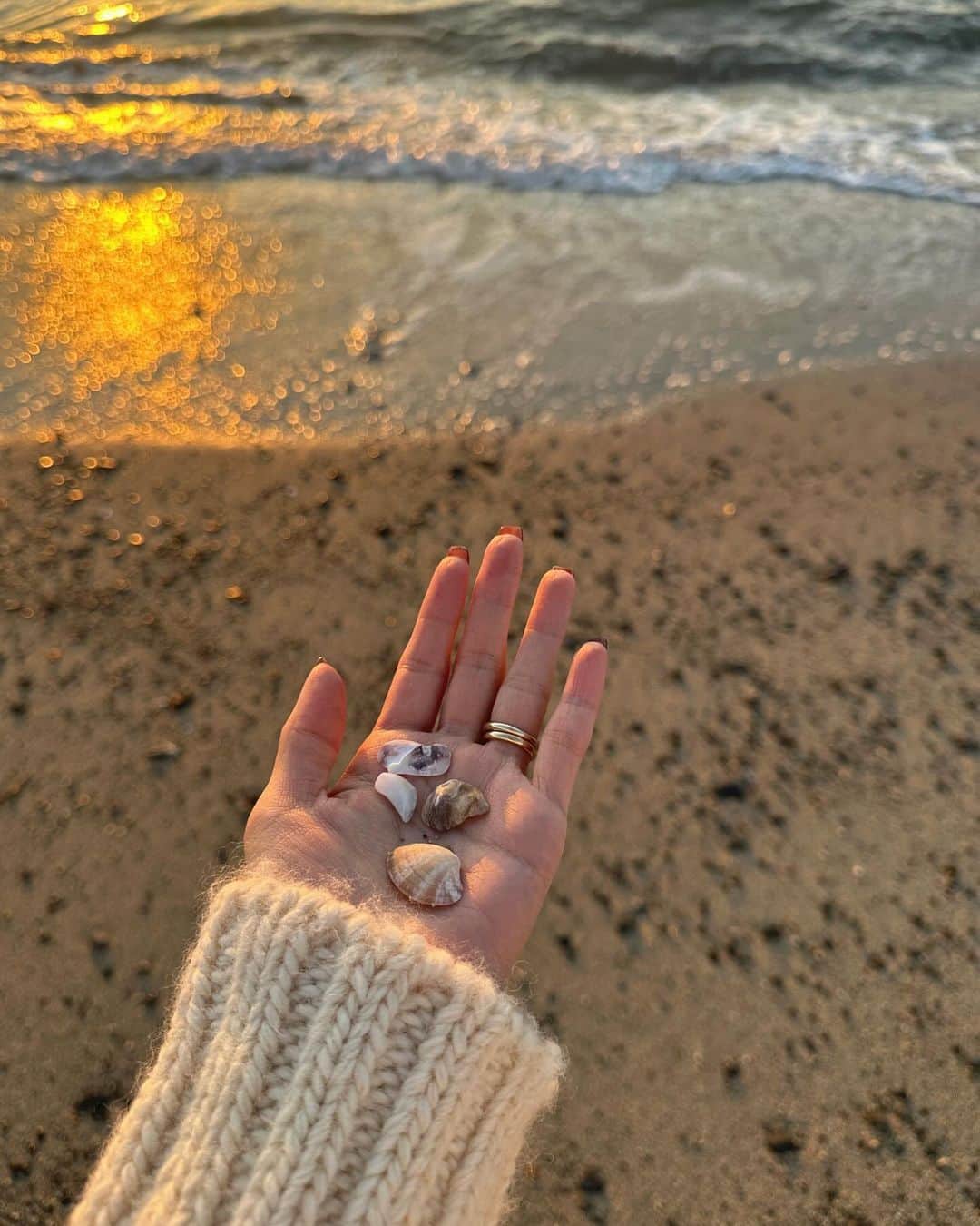 のインスタグラム：「🎀🌞✨」