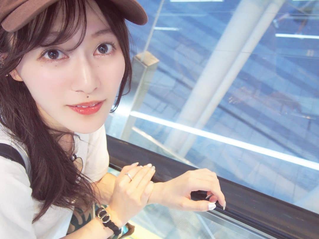 三浦菜々子さんのインスタグラム写真 - (三浦菜々子Instagram)「🥳  #白キャン #真っ白なキャンバス #アイドル #idol #三浦菜々子 #ななちゃんのいる生活」11月5日 21時30分 - miura_nanako