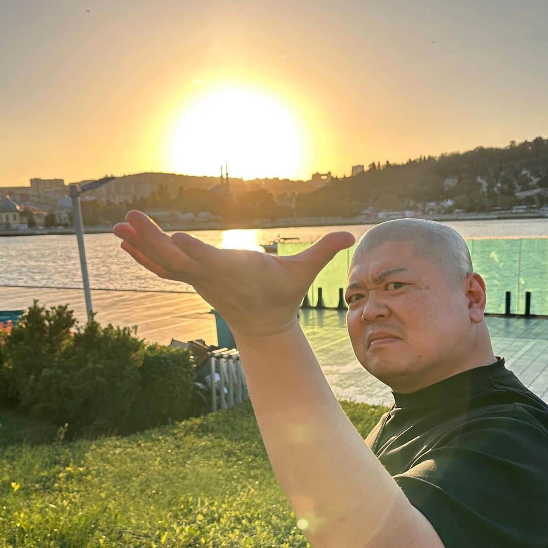  WATANABETAKAYOSHIさんのインスタグラム写真 - ( WATANABETAKAYOSHIInstagram)「I was invited to Gastromasa in Turkey! Turkey is a wonderful country both culturally and historically! This presentation was also really exciting!  Teşekkürler  #tasty#dozo#sushibae」11月6日 6時30分 - teruzushi