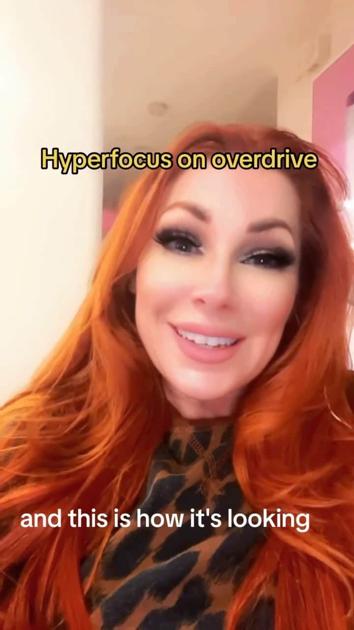 ボニー・マッキーのインスタグラム：「Anybody else struggle like this? Where my ADHD/hyperfocused/Neurodivergent queens at?! Don’t Get Mad Get Famous music video is on its way I swear! 😅  #adhd #add #dontgetmadgetfamous #originalmusic #newmusic #independentartist #neurodivergent」
