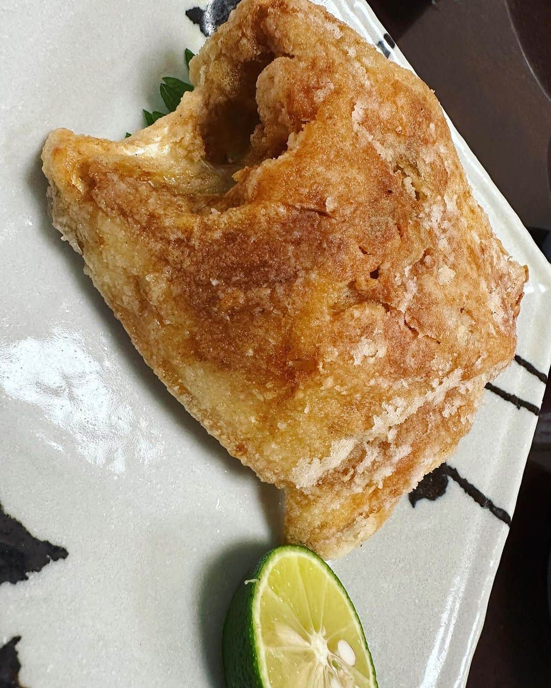 片桐衣理さんのインスタグラム写真 - (片桐衣理Instagram)「今年初の味満んさん❤️ #河豚 #味満ん #クリスタルと #ひれ酒写真撮り忘れ💦 #白子焼きはもう少し先」11月6日 7時05分 - dr._eri