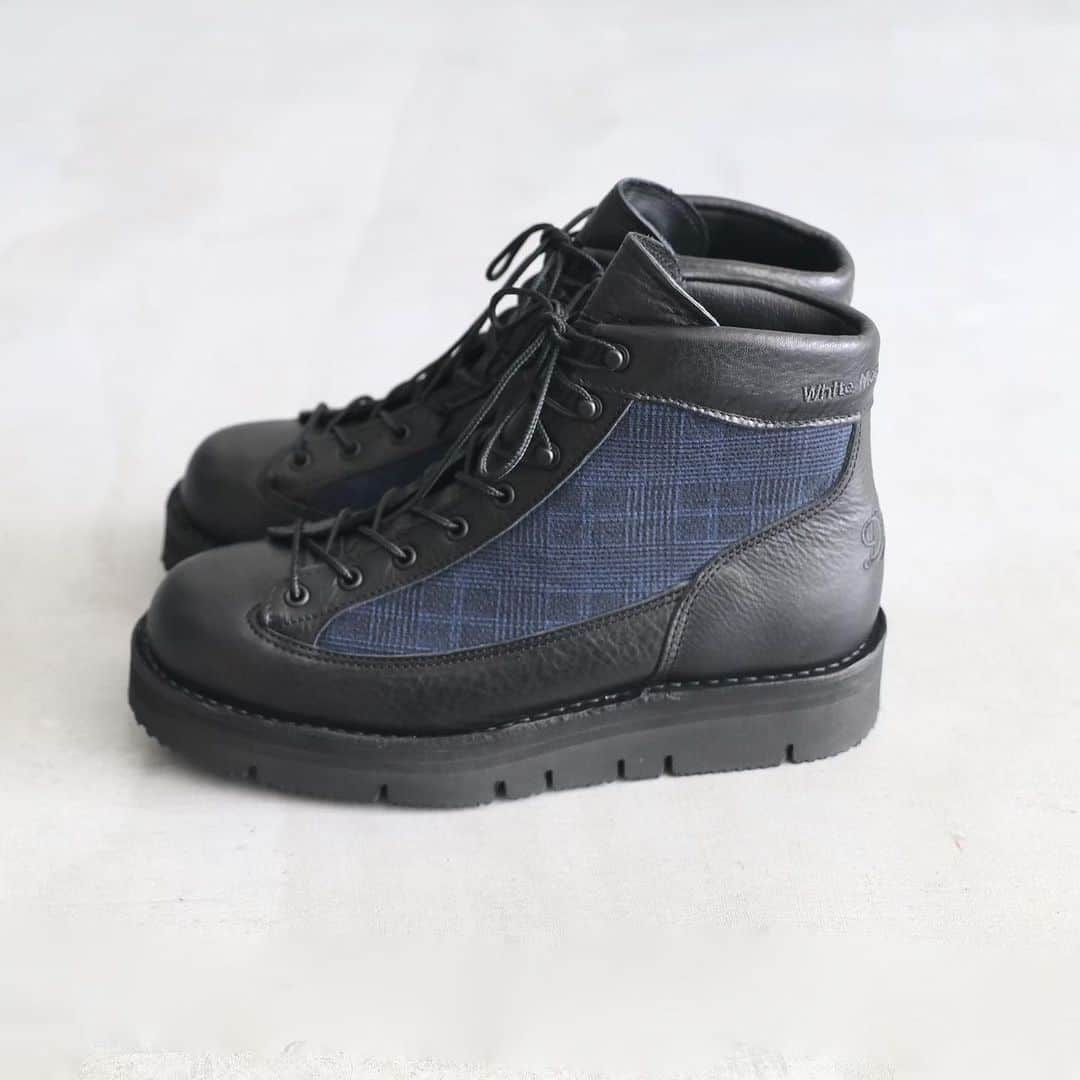 のインスタグラム：「_【limited】 White Mountaineering × DANNER / ホワイトマウンテニアリング × ダナー “WM X DANNER ‘WASHOUGUL’” ¥ 69,300- _ 〈online store / @digital_mountain〉 https://www.digital-mountain.net _ 【オンラインストア#DigitalMountain へのご注文】 *24時間受付 *14時までのご注文で即日発送 tel：084-973-8204 _ We can send your order overseas. Ordering procedure details can be found here. >>http://www.digital-mountain.net/html/page56.html  _ #WhiteMountaineering #ホワイトマウンテニアリング #danner #ダナー _ 実店舗：@wonder_mountain_ #WonderMountain  〒720-0044  広島県福山市船町 2-23 JR 「#福山駅」より徒歩10分 #ワンダーマウンテン #japan #hiroshima #福山 #福山市 #尾道 #倉敷 #鞆の浦 近く _ WOMEN/GOODS： @hacbywondermountain _」