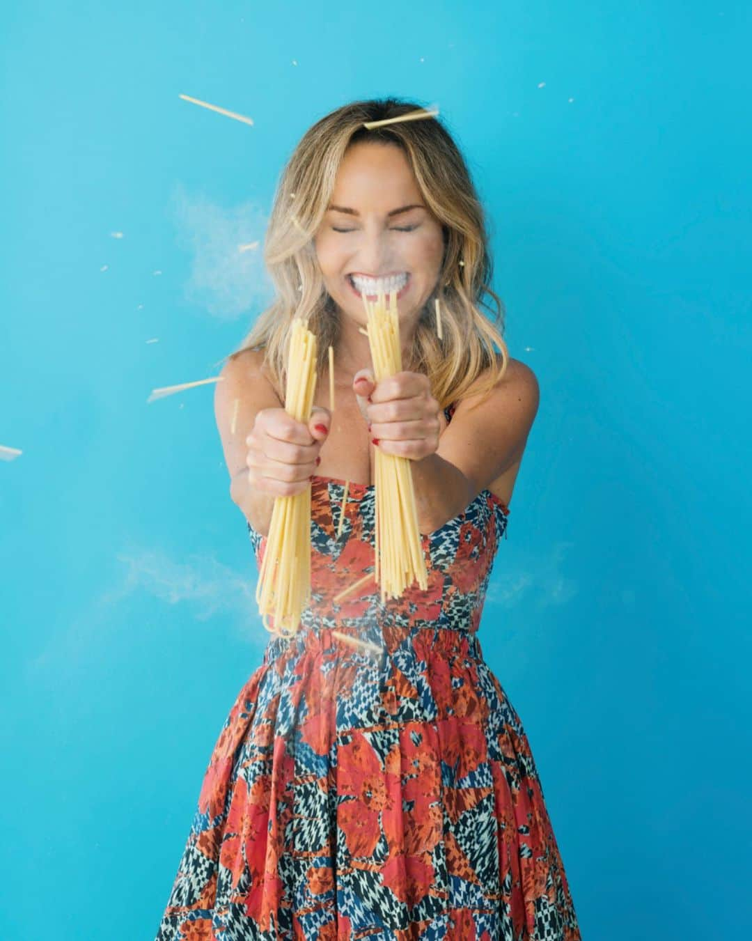 ジャーダ・デ・ラウレンティスのインスタグラム：「You know what they say- some rules (and pasta) are meant to be broken 😉 #breakthepasta Shop @thegiadzy pasta at Giadzy.com」