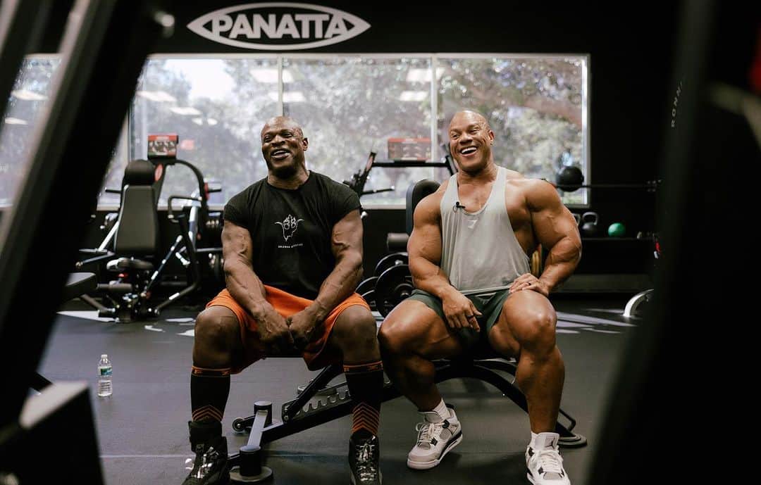 Phil Heathのインスタグラム：「15 Olympia Titles 🏆 It’s always great getting together with my boy @philheath!! This was our first time ever training together but I’m for sure it won’t be our last…video of our back and bicep workout in the @panattaofficial gym dropping real soon on my YouTube channel…YEAH BUDDY 📸: @yourfriendcurtis」
