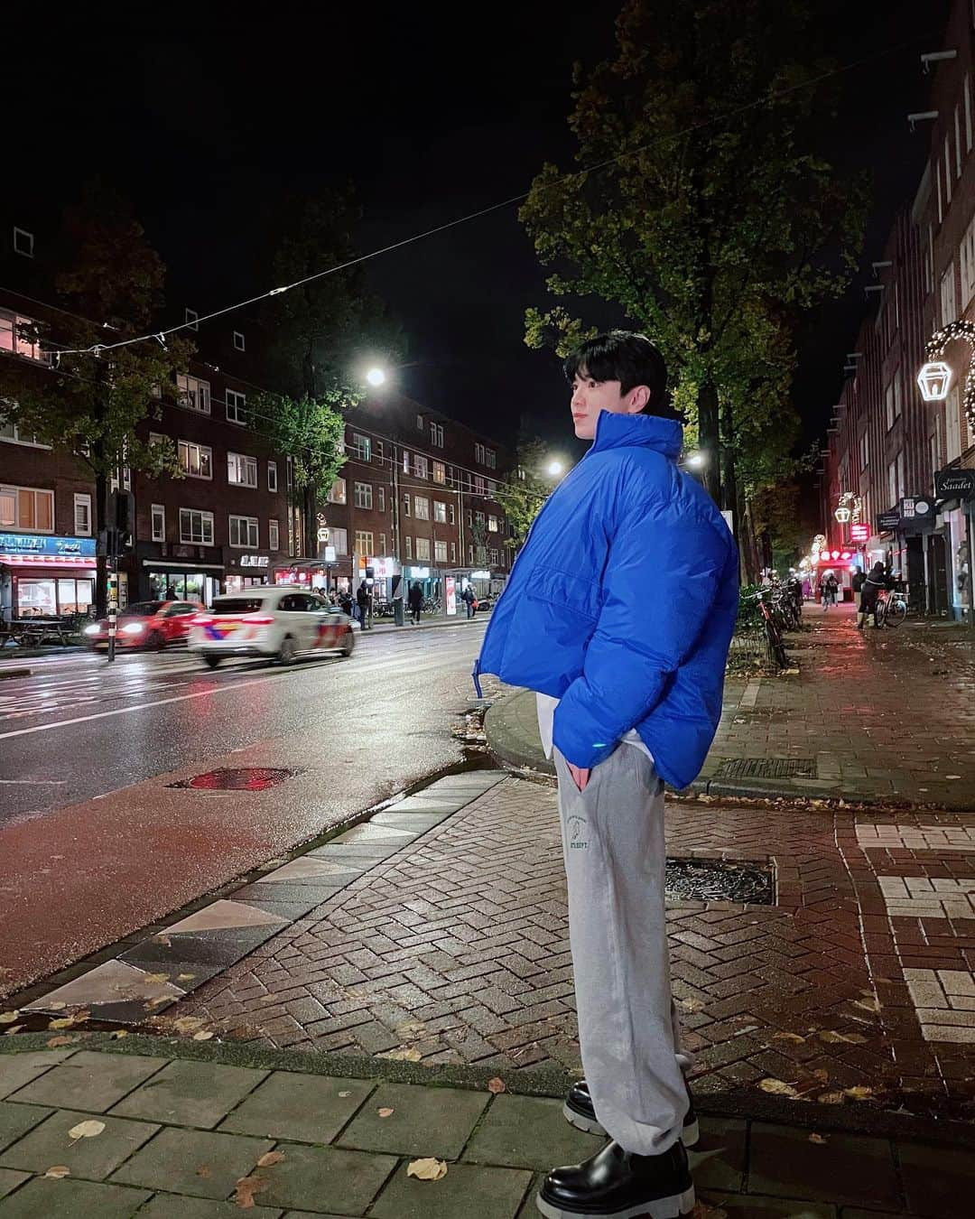 ソンジョンのインスタグラム：「🚶🏻‍♂️🇳🇱」