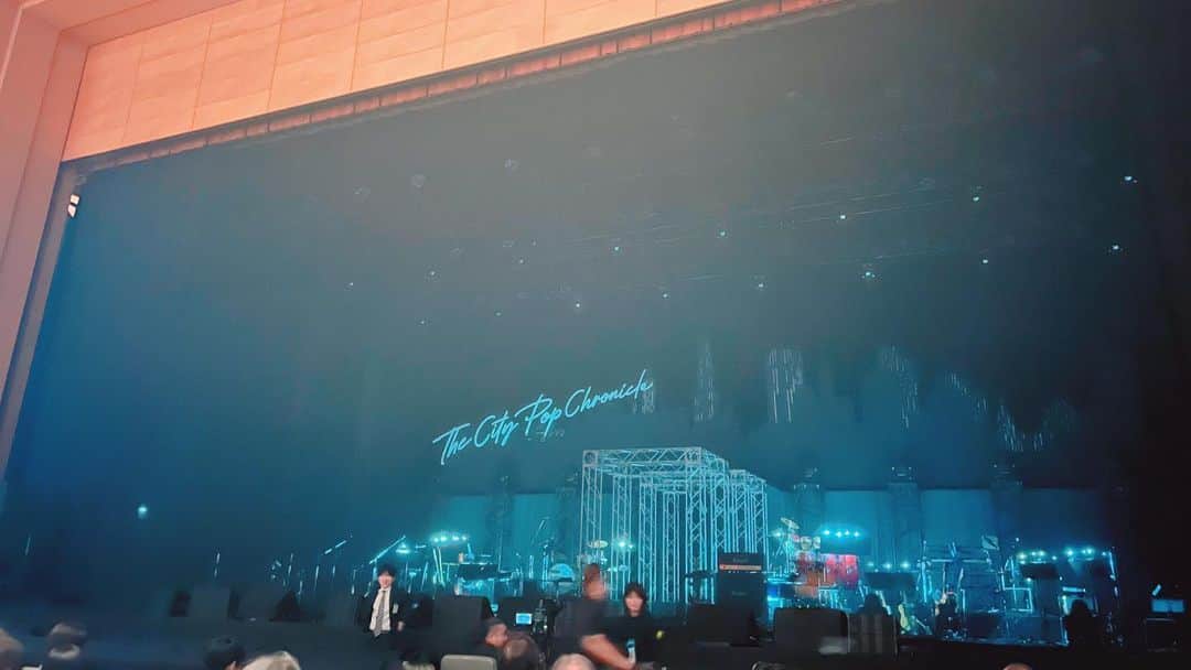藤澤ノリマサのインスタグラム：「*  今日、東京国際フォーラムで開催された、 ～林哲司 作曲活動50周年記念 オフィシャル・プロジェクト～ ザ・シティ・ポップ・クロニクル 林哲司の世界 in コンサートに行ってきました。  シティポップの巨匠、林先生が紡ぐ名曲の数々に刺激をうけました。  自分の曲作りのヒントになったらいいなぁーと思いました。  出演された錚々たる歌手の皆さんや、ミュージシャンの皆さんも素晴らしいパフォーマンスでした。  林哲司先生、作曲活動50周年おめでとうございます。  #林哲司 さん #作曲活動50周年 #おめでとうございます #シティポップ #藤澤ノリマサ #コンサート  *」
