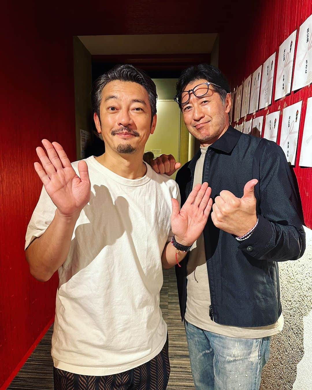 冨家規政のインスタグラム：「同じ事務所ルビースーの仲間　平野貴大クン出演の　笑いの神様へ　千秋楽を観て来ました^ - ^ 　久しぶりになんか清々しい作品に出会えて気持ちがシュッとした！」