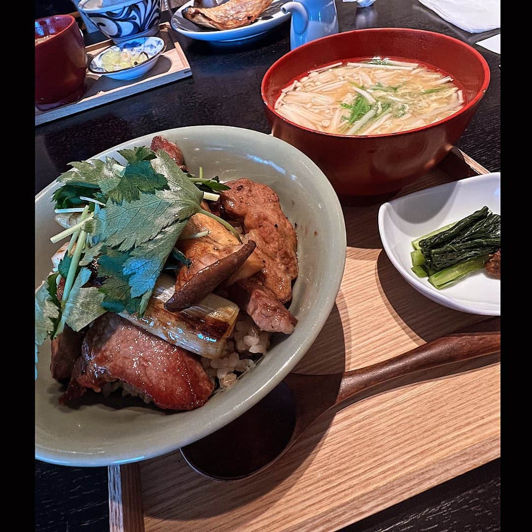 栗原三佳のインスタグラム：「美味しかった和食店😍  📍名駅   #食べるの大好き  #店に名前忘れがち」