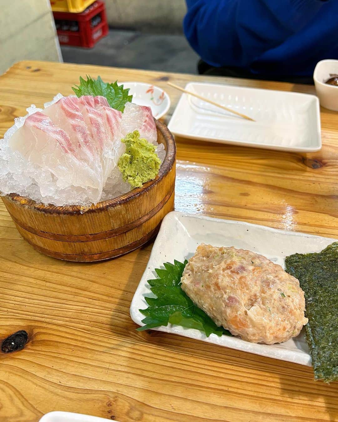 奥田紗都さんのインスタグラム写真 - (奥田紗都Instagram)「. ずっと海鮮大好きなんだけど最近特に好きすぎて 食べ過ぎてるんだよな〜🐟 ⁡ ⁡ 休日に美味しいもの食べることに小さな幸せを感じてる☺︎ ⁡ ⁡ ⁡ ⁡ ⁡ ⁡ #居酒屋グルメ #海鮮居酒屋」11月5日 22時36分 - osato720