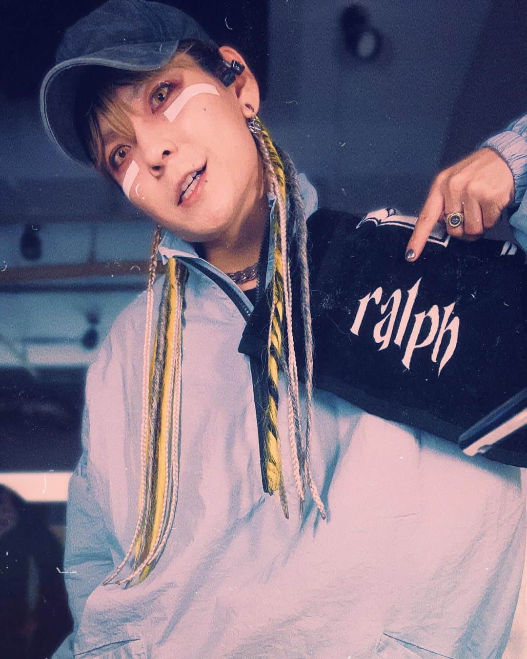 Tatsuya Amanoのインスタグラム：「Thanks @ralph_ganesh for having us🔥 ⁡ ralphのワンマンライブ "DAVANTA"  渋谷 Spotify O-East でサプライズバンドセットぶっ込んで来たぜ😈🤘 ⁡ #ralph #DAVANTA #アンコールでサプライズバンドセット」