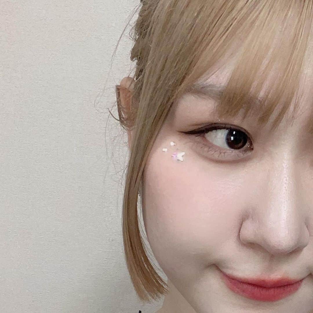 かれん（古賀かれん）さんのインスタグラム写真 - (かれん（古賀かれん）Instagram)「お団子、とキラキラ⭐️💫」11月5日 23時02分 - lgm_karen_official