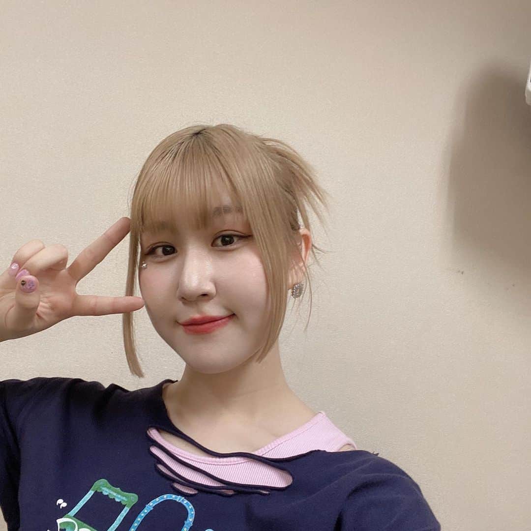 かれん（古賀かれん）のインスタグラム：「お団子、とキラキラ⭐️💫」