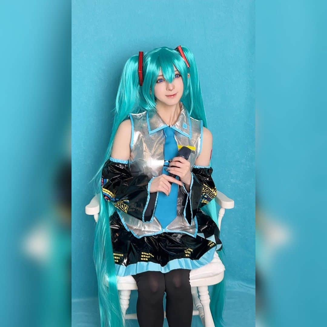 菅原りこさんのインスタグラム写真 - (菅原りこInstagram)「今年のハロウィンで挑戦したのは『初音ミク』ちゃん🩵 upしていなかったお写真をこちらに🤗🩵  撮影楽しかったな✨✨✨ #コスプレ #cosplay  #初音ミク #初音ミクコスプレ」11月5日 23時09分 - cherryfairy1123