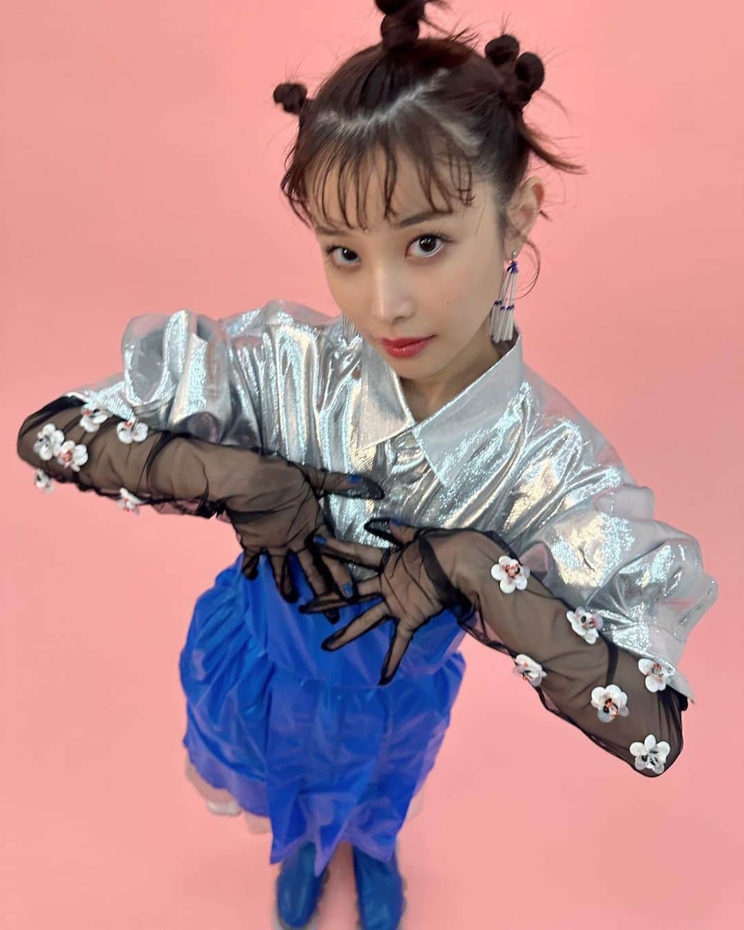 JU!iEのインスタグラム：「装苑オンライン 取材されました〜 https://soen.tokyo/fashion/feature/julie231101/」