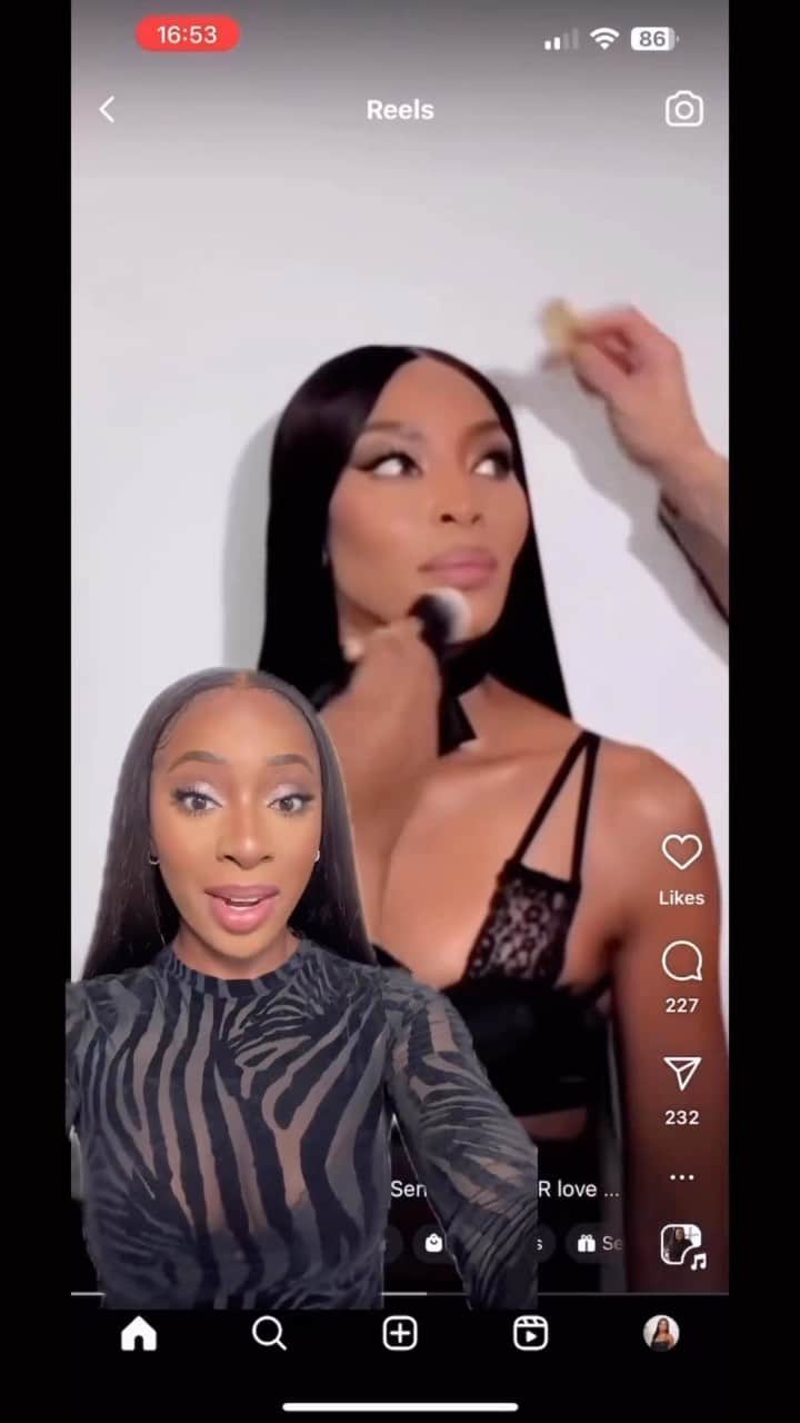 パット・マグラスのインスタグラム：「SLAY THE SEASON ✨💎✨ Get into the STUNNING @taomiekayy in the NEW LIMITED EDITION #Holiday2023 masterpieces featuring The Bijoux Brilliance Eye Shadow Palette: Bordeaux Bliss + Bronze Ecstasy with Divine Blush + Bronze + Glow Trio in ‘Supernova Siren’. ✨💎✨ SHOP NOW at PATMcGRATH.COM.  ✨STARRING✨ Bijoux Brilliance Eye Shadow Palette: Bordeaux Bliss ‘PLATINUM ROSEWATER’ - Pastel Platinum Rose Shimmer  Bijoux Brilliance Eye Shadow Palette: Bronze Ecstasy ‘TWILIGHT TAUPE’ - Neutral Taupe Matte ‘MERLOT MYSTIQUE’ - Deep Burgundy Satin Matte Divine Blush + Bronze + Glow Trio: Supernova Siren ‘BURNISHED HONEY’ - Warm Amber Bronze ‘MIDNIGHT ORCHID’ - Deep Berry Rose ‘SOLAR FANTASY’ - Brick Red with Bronze Sheen MatteTrance™ Lipstick ‘OMI’」